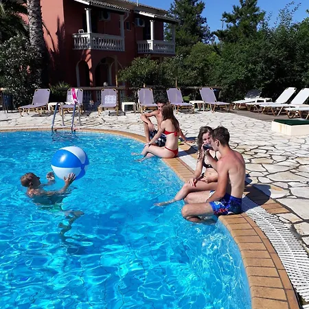 Penzion Bright 2br Kitchenette Pool 2 3*