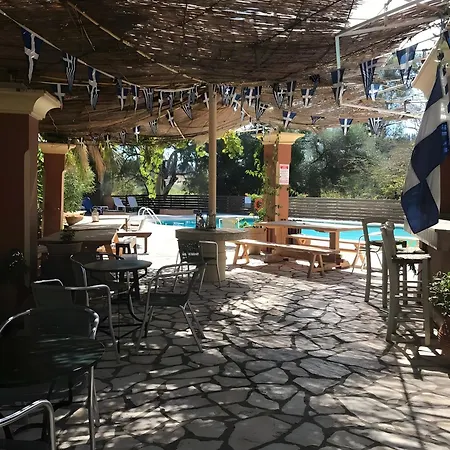 Penzion Bright 2br Kitchenette Pool 2
