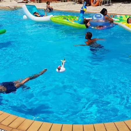 Penzion Bright 2br Kitchenette Pool 2 3*