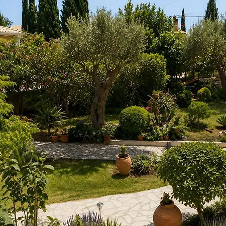 Bright 2br Kitchenette Pool 2 Penzion 3*